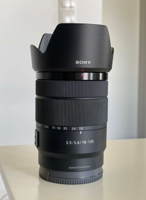 Sony 18-135 objektiv (E-mount)