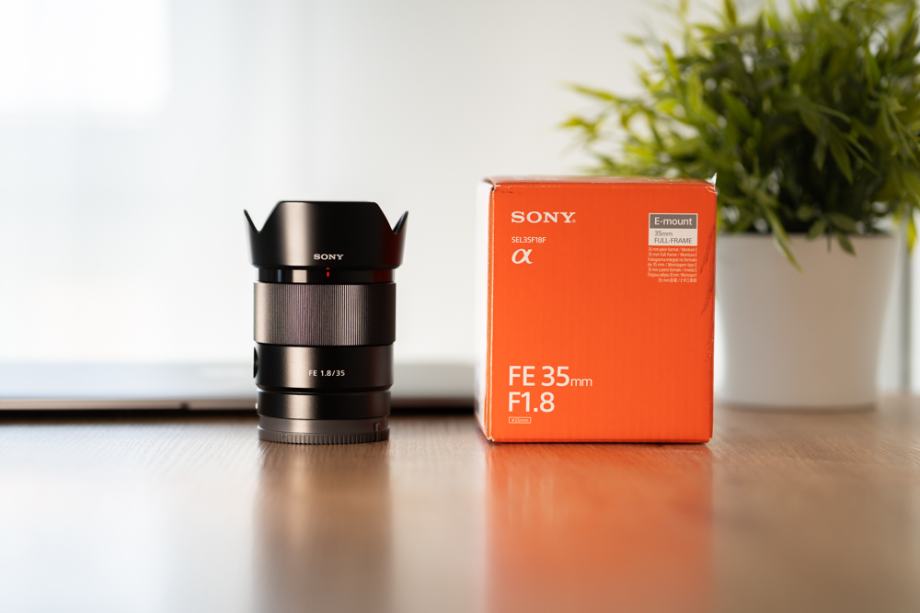 Sony 35mm F1.8 FE