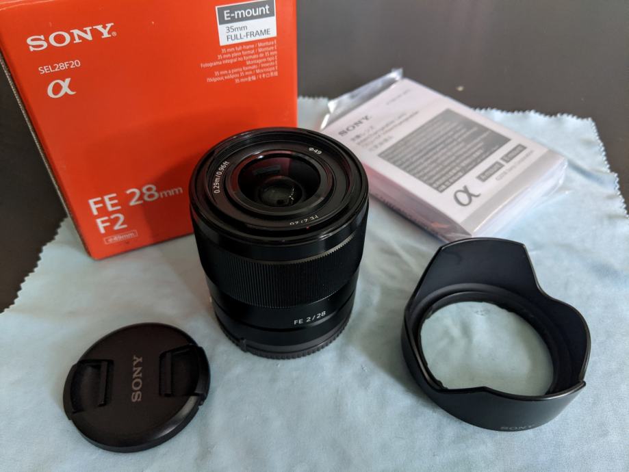 Sony FE 28mm f/2