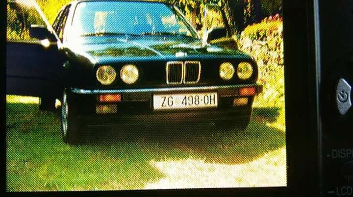 BMW  E30 , 320i  coupe ( kockica )