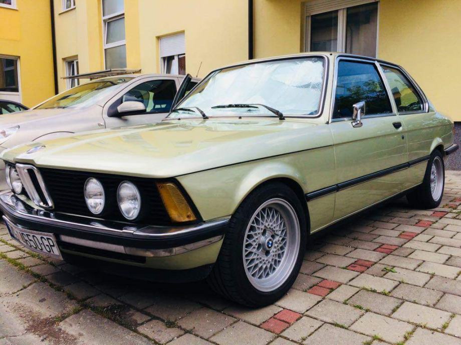 Bmw 320 сколько лошадей