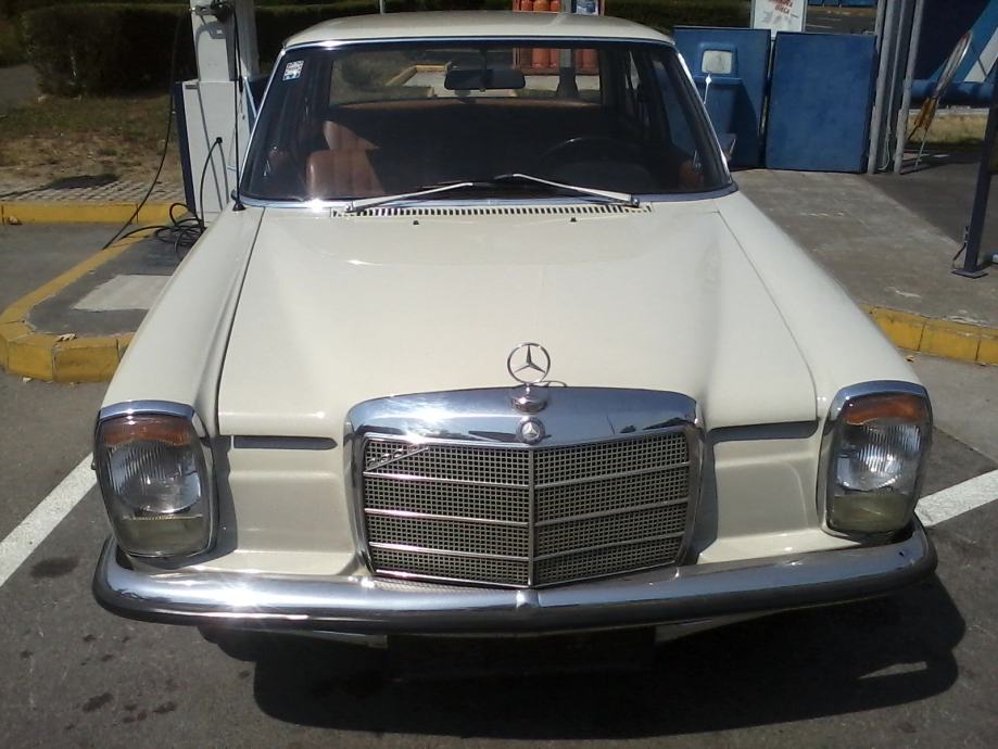 Mercedes W115 200 d - ORIGINALAN!!!