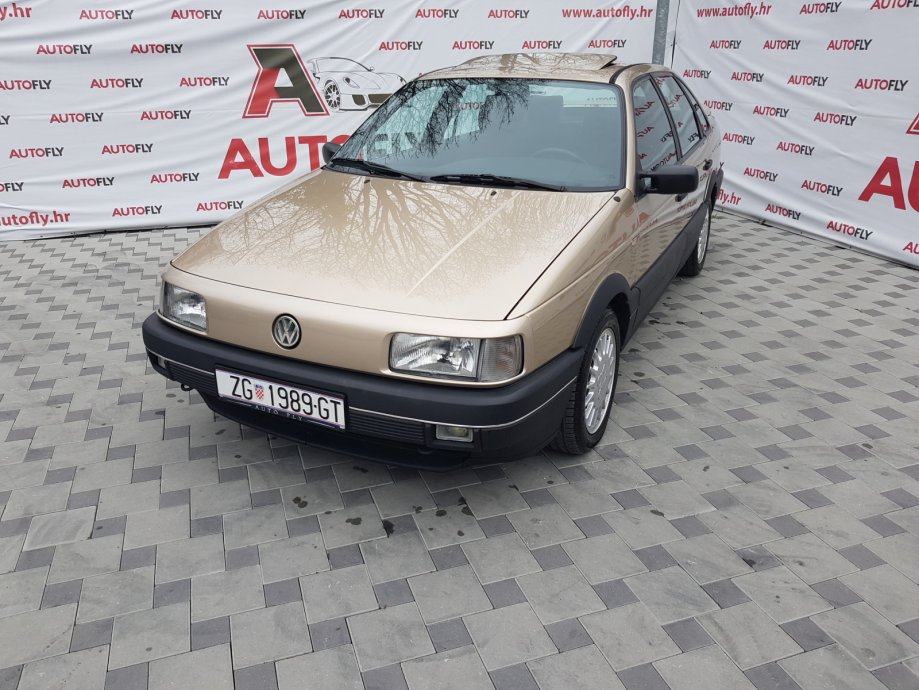 VW Passat GT, automatik, 1989god, tvorničko stanje, 133tkm,full oprema