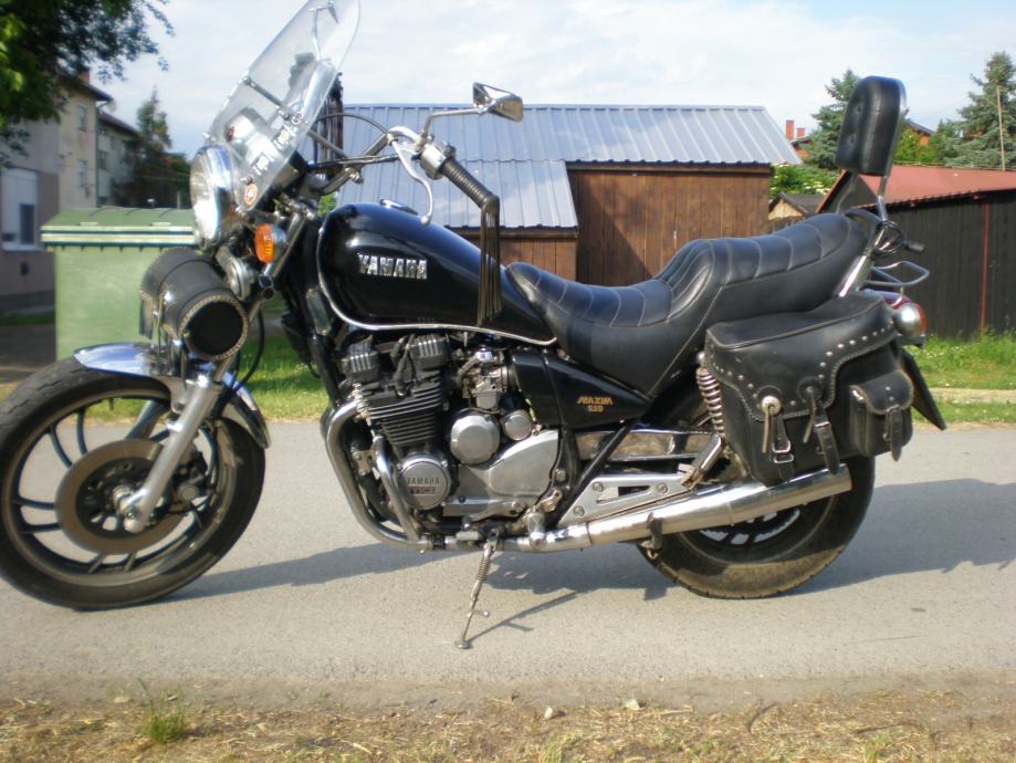 YAMAHA XJ MAXIM 550  -  1982 g