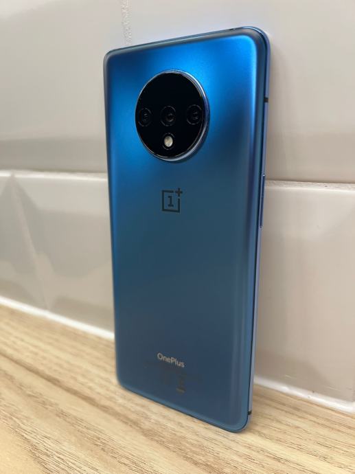 OnePlus 7T glacier blue 8 GB RAM + 128 GB Storage