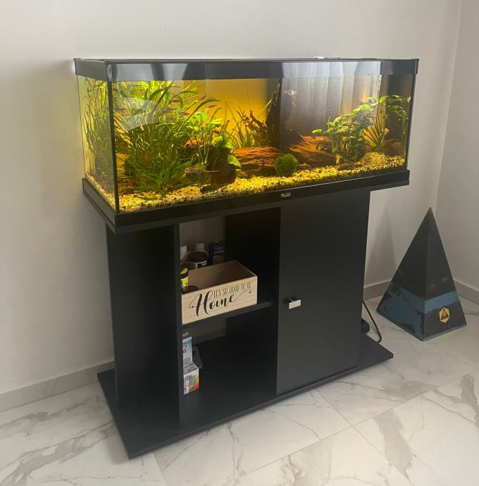 Akvarij Aquatlantis 160L kompletno namješten