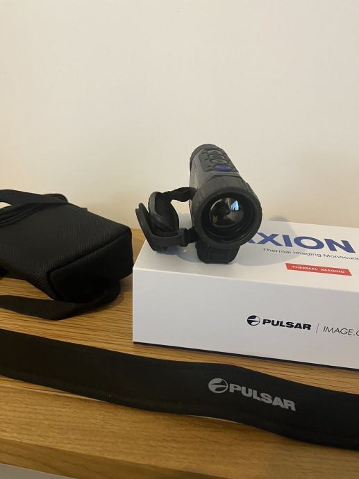 Pulsar Axion 2 XQ35 Pro termalna monokularna kamera