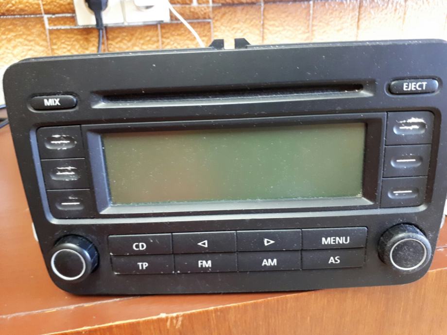 Auto radio golf 5