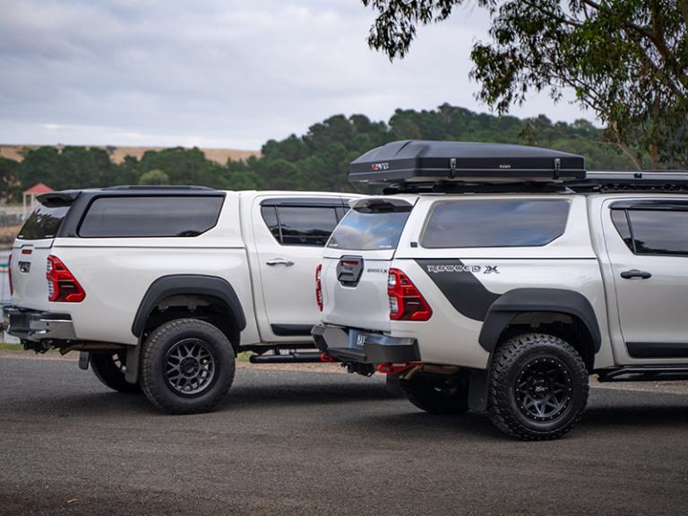 Hardtop Maxliner VENTURE PROFI Toyota Hilux DoubleCab 2015