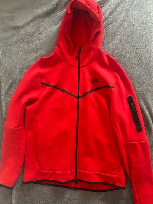 Nike Tech Fleece