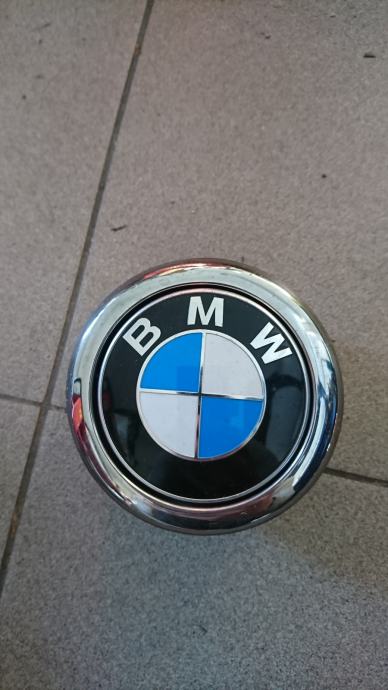 Bmw f20 zadnja kvaka znak