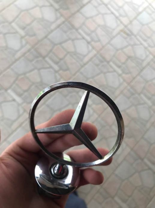 MERCEDES ZNAK ORIGINAL