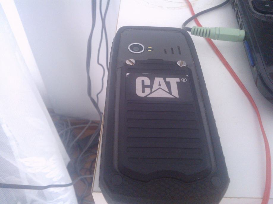 cat b25 phone