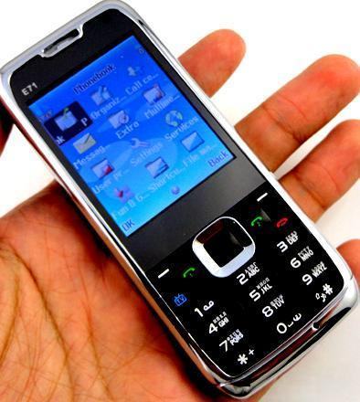 NOKIA E71 (KOPIJA) DUAL SIM NOVO!!!