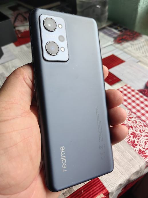 Realme GT Neo 2 5G 8/128 odlično očuvan!