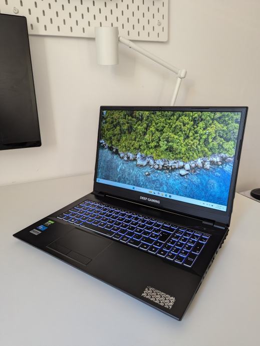 Laptop Deepgaming Intel i9 11900, 64GB RAM, Nvidia RTX 3050ti, 1TB