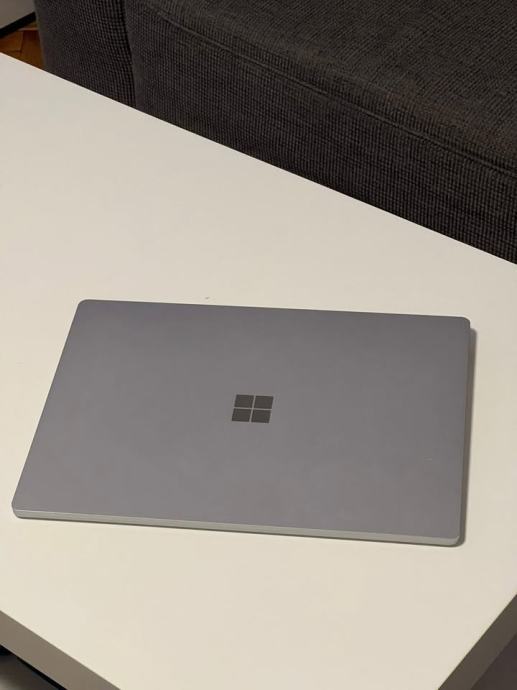 Microsoft Surface Laptop 5 15", i7-1255U,16GB RAM, 512GB SSD