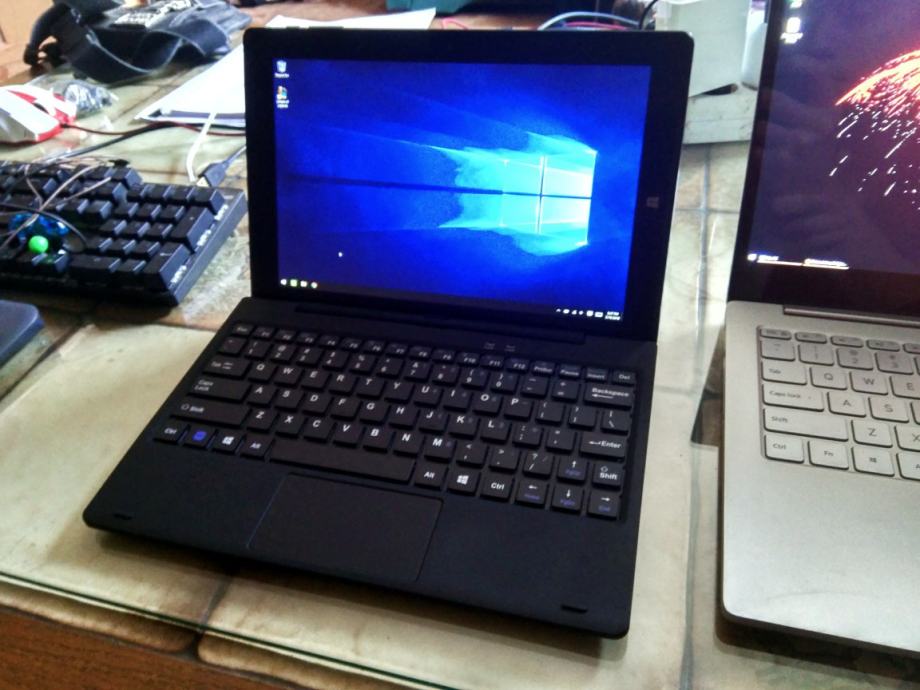 Windows 10 Tablet + Keyboard Chuwi Hi10