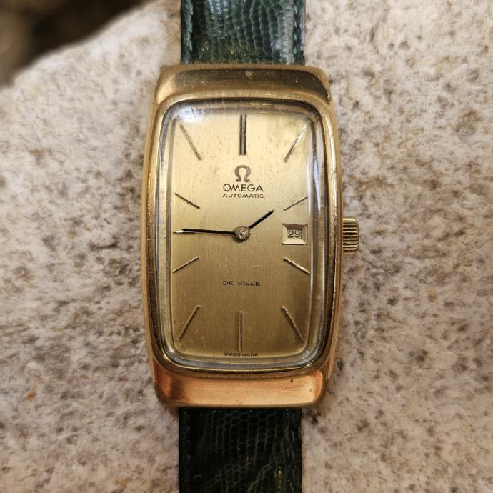 Sat Omega De Ville Automatik u Art Deco Stilu