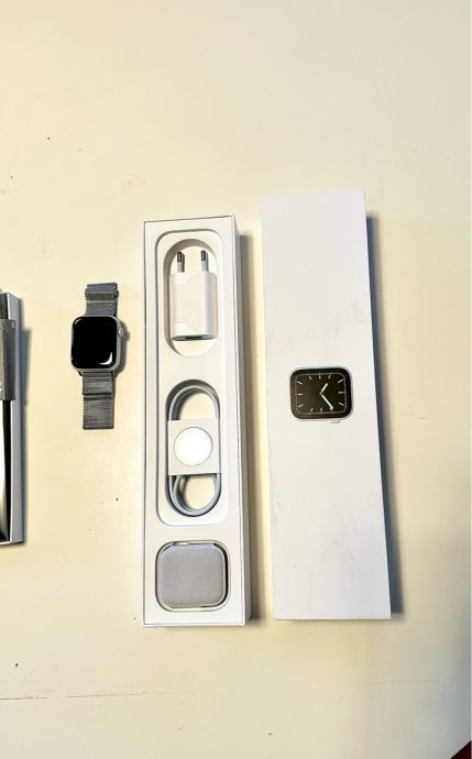 Apple Watch 5 44 mm