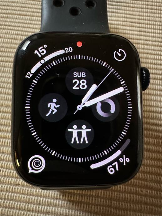 Apple Watch 8 45 mm