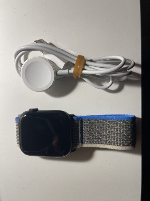 Apple watch 8