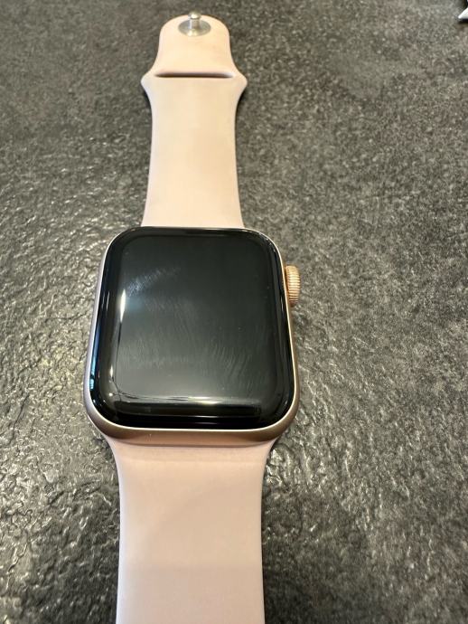 Apple Watch SE