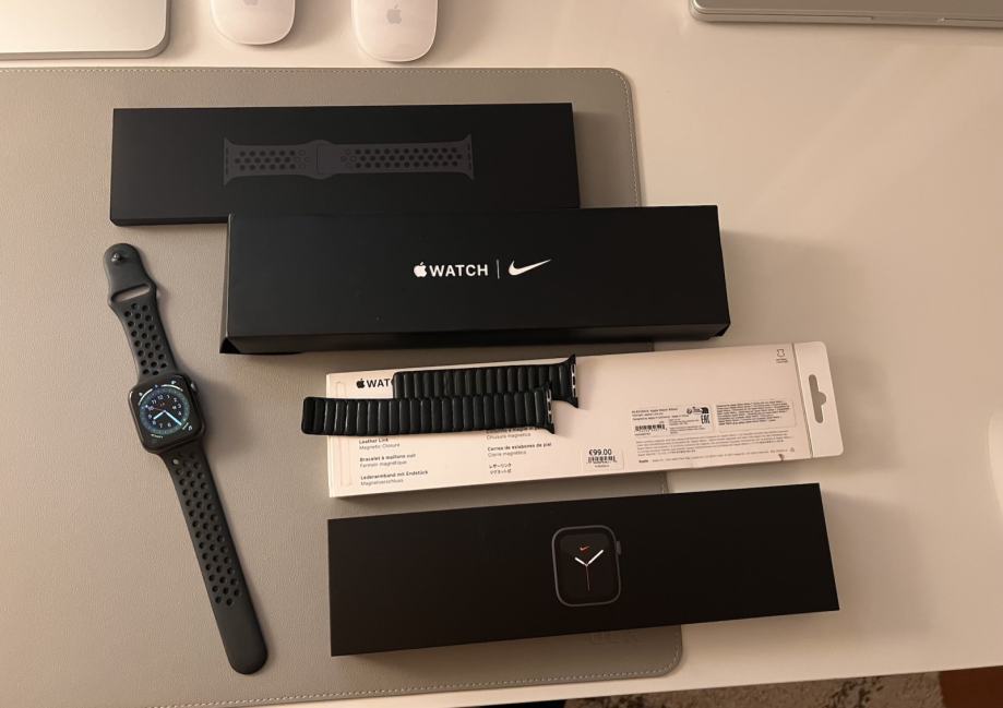 Apple Watch Series 6