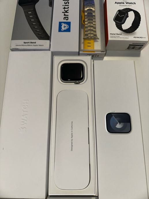 Apple Watch Series 9 GPS 45mm Silver Aluminium, stanje 10/10, Račun