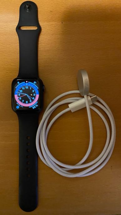 Apple watch serija 6 40mm