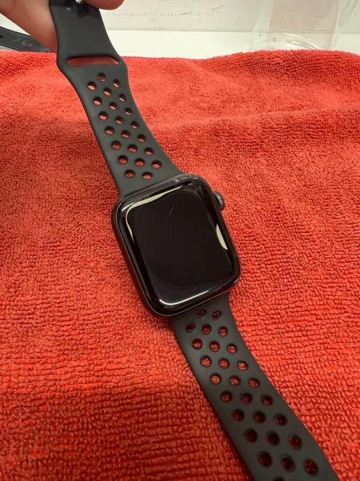 Apple Watch serija 6-44mm Nike - dijelovi