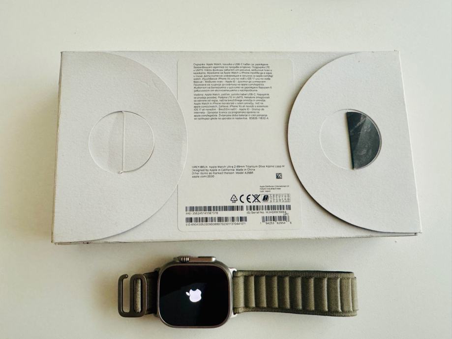 Apple watch Ultra 2, 49mm Titanium Olive Alpine Loop M