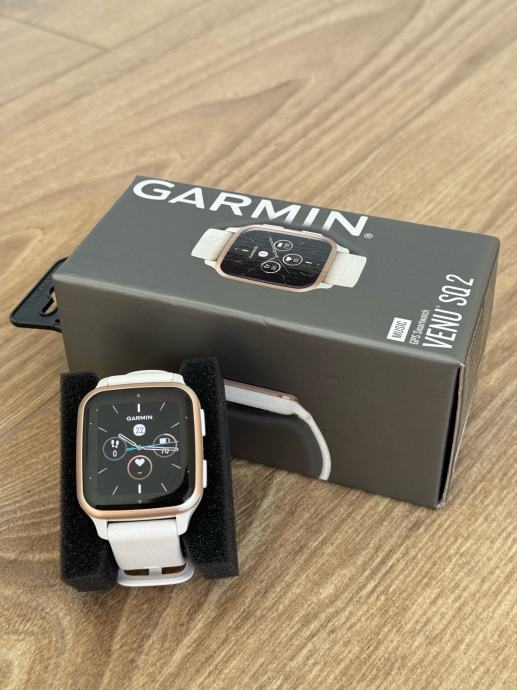 pametni sat garmin venu sq 2 music ivory peach gold