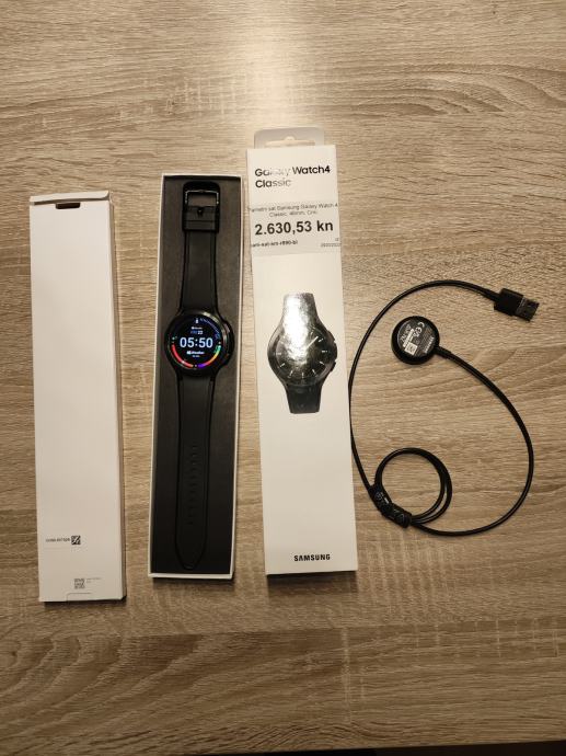 Samsung Galaxy Watch 4 Classic, 46mm, crni