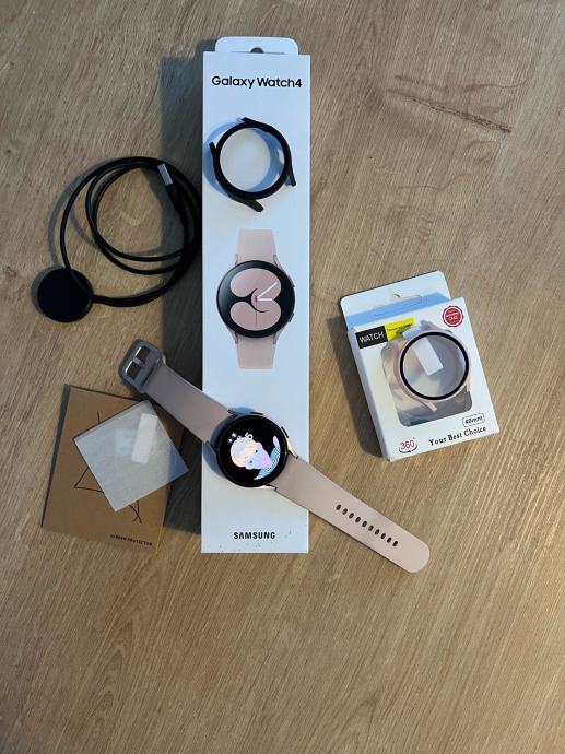 Samsung Galaxy watch 4 rose gold