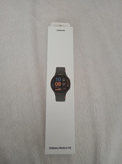 Samsung galaxy watch FE *NOVO*