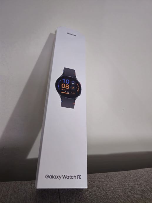 SAMSUNG GALAXY WATCH FE NOVO! ZAPAKIRAN! Garancija 24 MJ