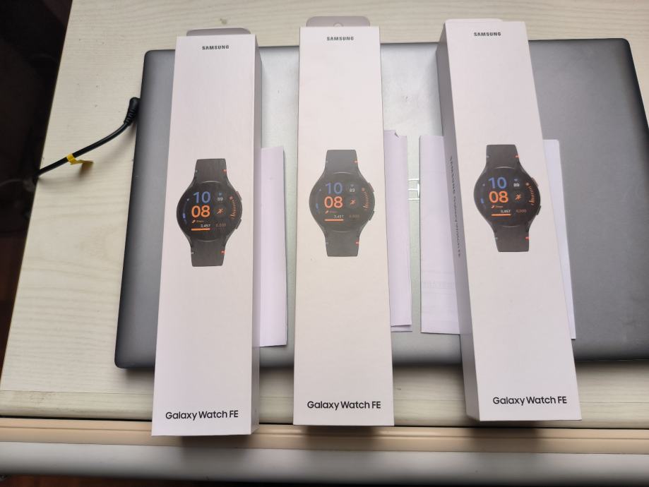 SAMSUNG WATCH FE zapakiran