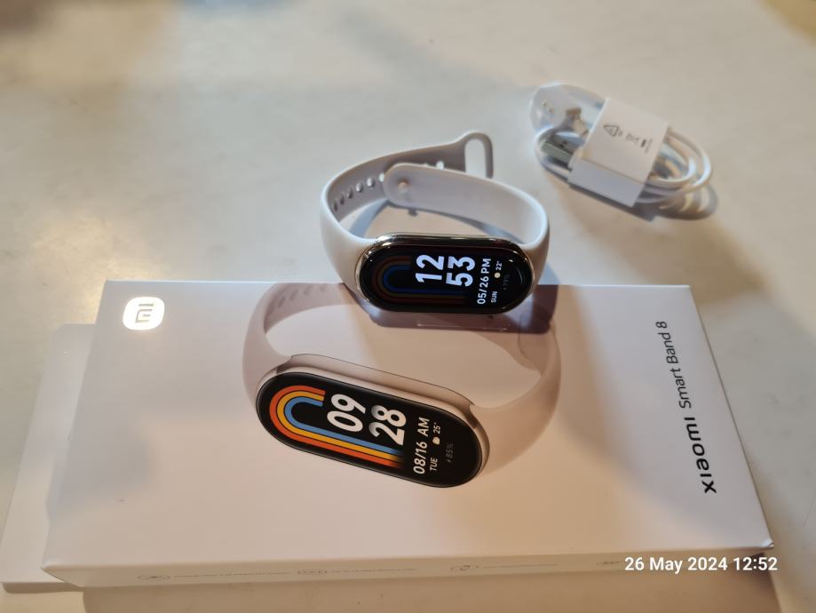 Xiaomi Smart Band 8 Champagne Gold