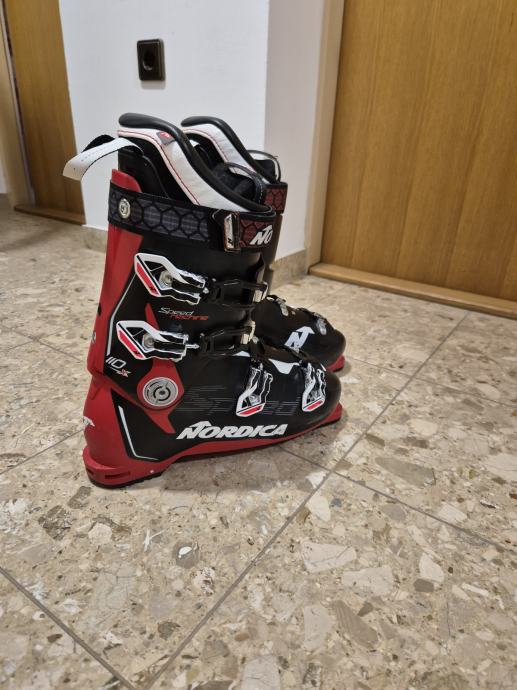 Nordica Speedmachine 3☆veličina 300☆ flex 110☆ u dobrom stanju