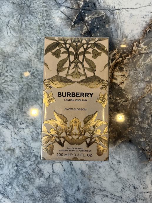 BURBERRY Snow Blossom