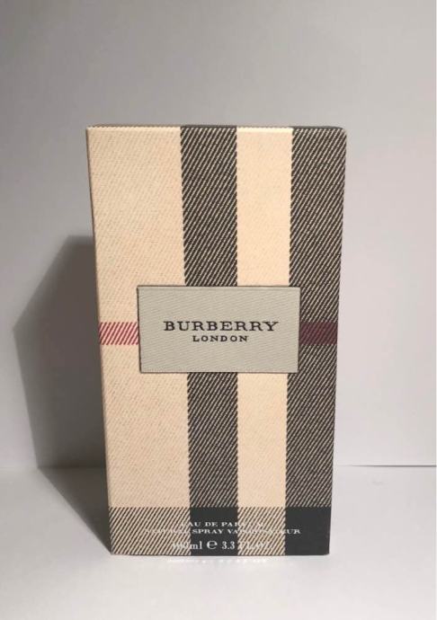 BURBERRY ženski parfem