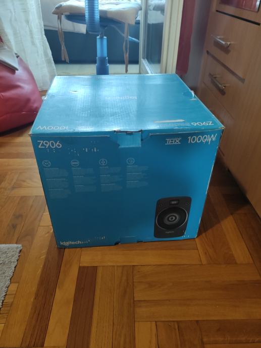 Logitech Z906