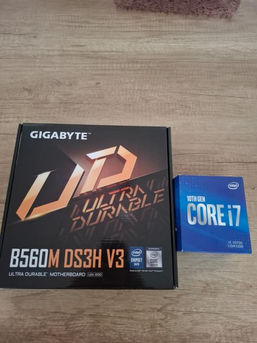 i7 10700 + Gigabyte B560M + 32(4x8) GB RAM CORSAIR