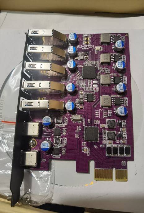 PCI E NA USB 3.0 I USB C ADAPTER NOVO