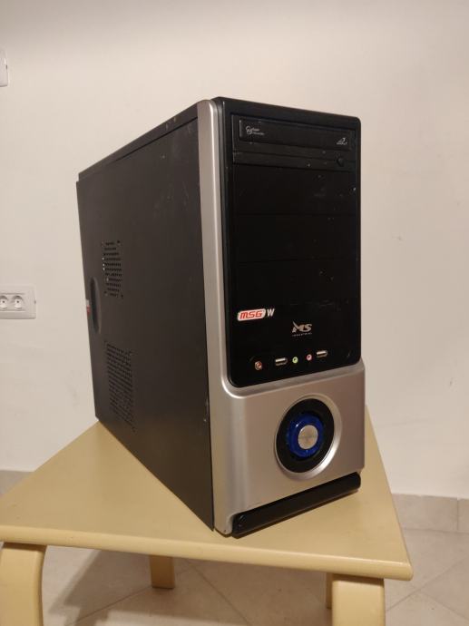 AMD Phenom II x4, ASUS matična, 4GB RAM, 320GB HDD