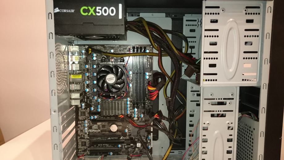 AMD X4 955 Black edition (4x 3.2 GHz) + CORSAIR 500W + ASRock 970 Pro3