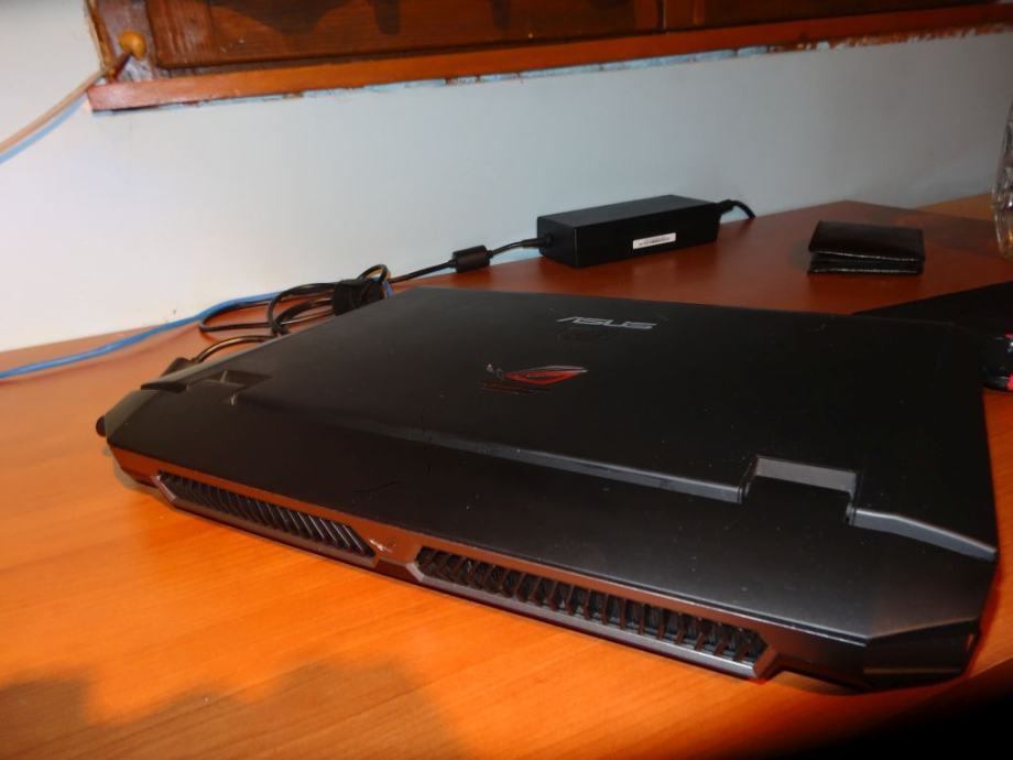 Asus Rog G55vw Gaming Laptop