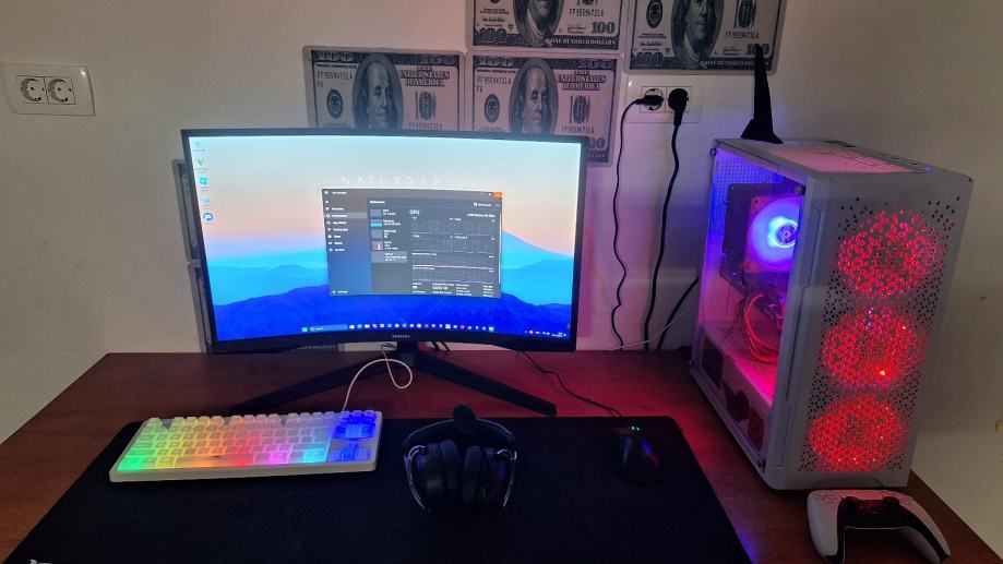 gaming PC (kompjuter) ryzen 7 5800x, radeon rx 6600 8gb + monitor