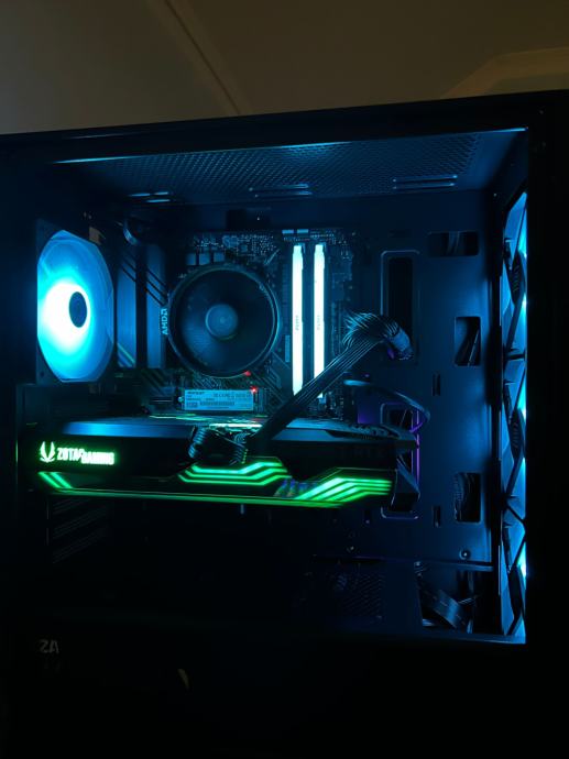 Gaming PC ( RTX 3070 & Ryzen 5 5600x )